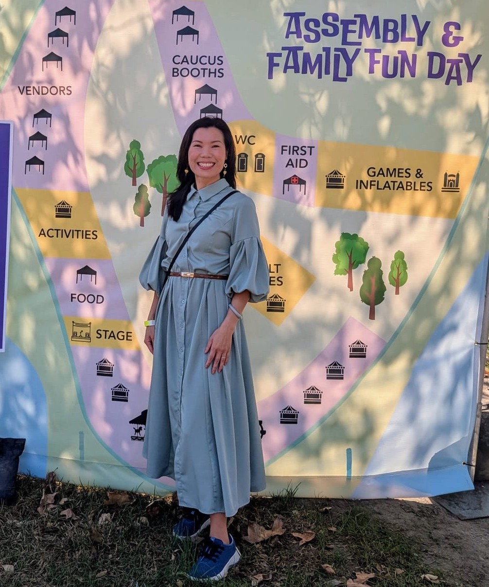 Nicole Mi at a community event